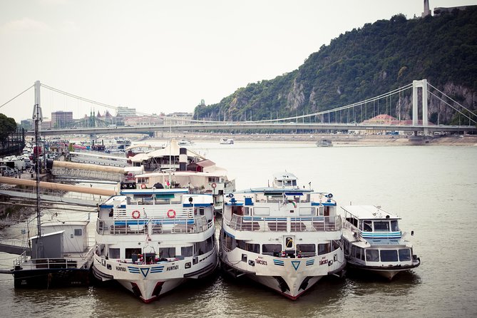 101 things in Budapest - Full Day Tour with Lunch & Metro Pass - Széchenyi Baths: the best pause in the middle of a big sightseeing loop