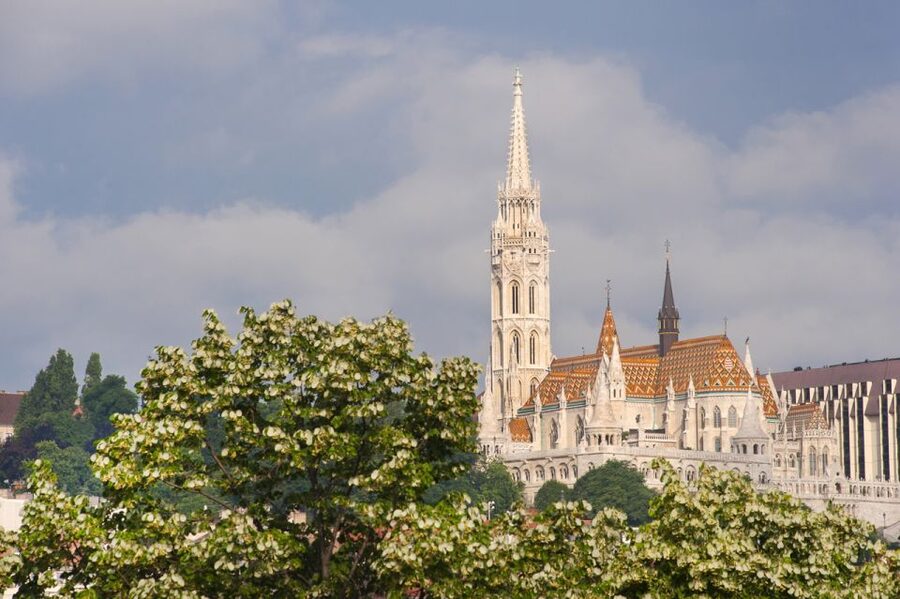 3-Hour Orientation Walking Tour of Buda and Pest - Saint Stephen’s Basilica, plus a tower view moment
