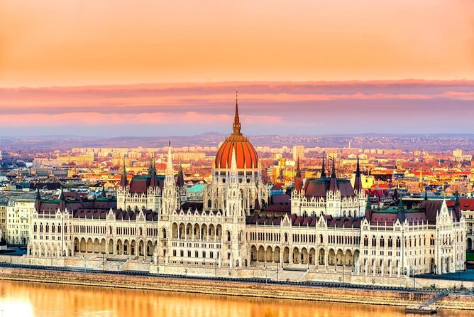 4 Course Dinner Cruise with Operetta, Folk Show and Welcome Drink - Key things to know before you go