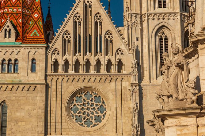 4 hours long private minivan tour in Budapest - Buda highlights: Citadella, Gellert Hill, Matthias Church, Fisherman’s Bastion