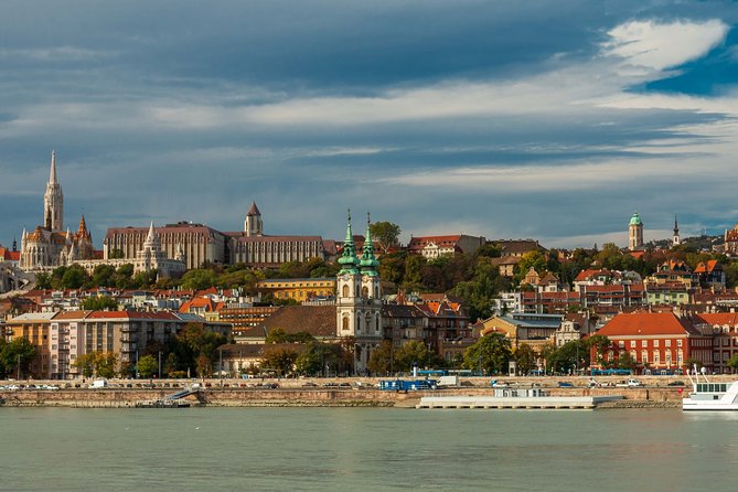 4 hours long private walking tour in Budapest - Fisherman’s Bastion and Matthias Church: finish with views and real religious architecture