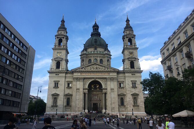 8-hour private Budapest city tour by car / minivan - Private wheels across Pest and Buda, without wasting your whole day