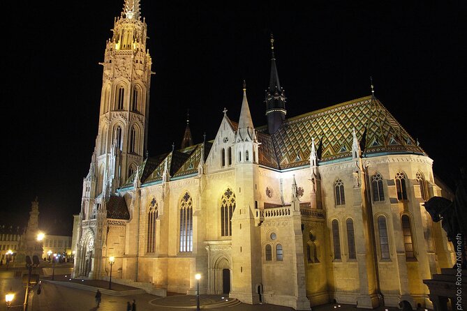 BloodThirsty Hungary - Castle District - Prince Eugene of Savoy’s equestrian statue: another night skyline moment