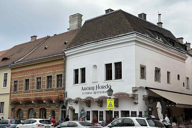 Buda Castle Tour: History and Architecture - Royal Palace layers: from Sigismund’s era to the palace you see today