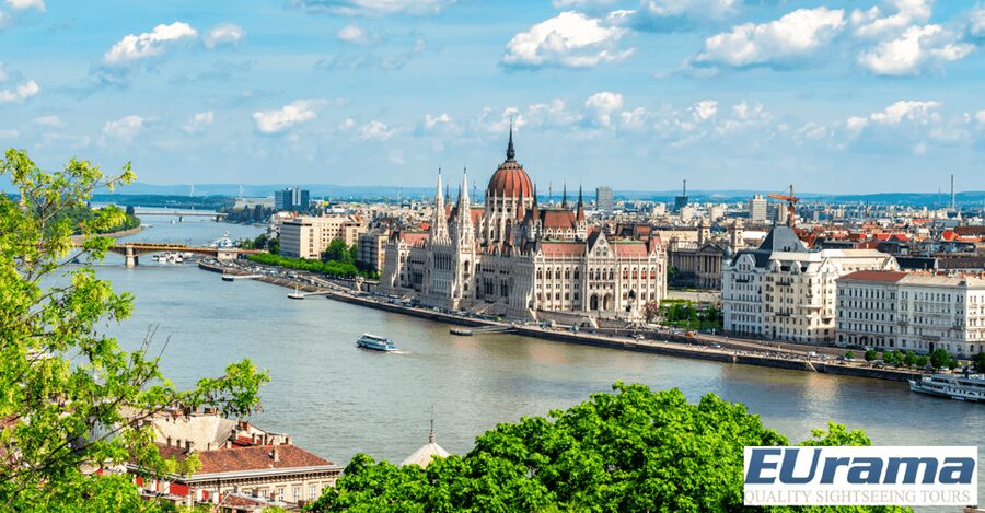 Budapest: 3-hour City Tour with Castle Walk + 1-hour Cruise - Getting started at Eurama, before the city noise