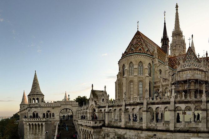 Budapest: 3-Hour Live-guided Bus Tour and 1-hour River Cruise - Time, pace, and why the bus loop works