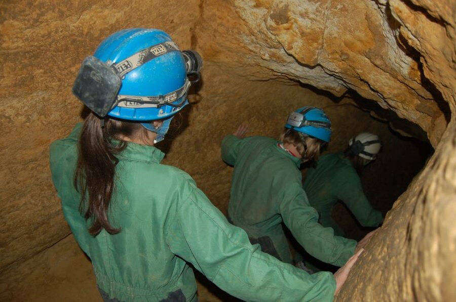 Budapest: Adventure Caving Tour with Guide - Why Budapest’s caves beat another thermal bath day
