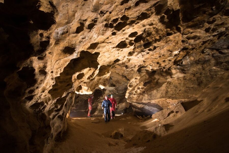 Budapest: Adventure Caving Tour with Guide - Getting there smoothly from central Budapest