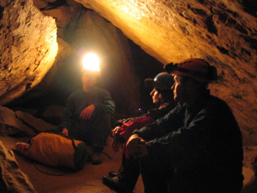Budapest: Adventure Caving Tour with Guide - A clear picture of the 3-hour flow (and the 2.5 hours inside)