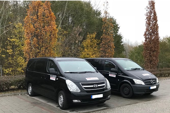 Budapest Airport Transfer - return (arrival & departure) with discount - Flight monitoring and waiting time that protects your day