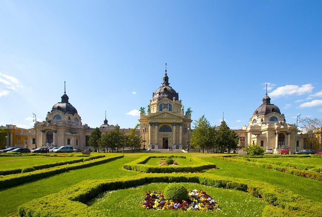 Budapest All in One Small Group Walking Tour with Strudel Stop - Key things to know before you go