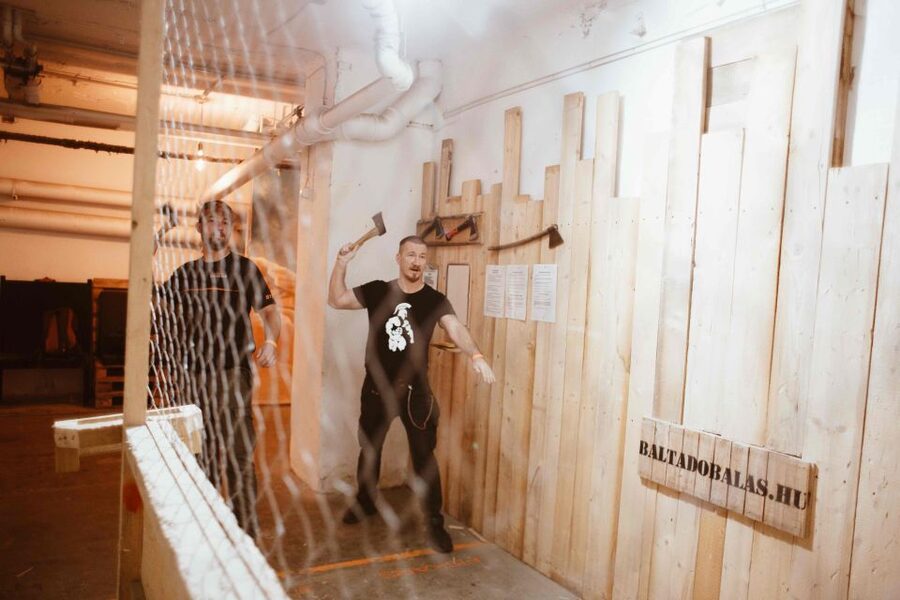 Budapest: Axe Throwing Experience - Improving accuracy with bullseyes and short feedback loops