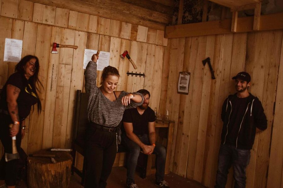 Budapest: Axe Throwing Experience - Where Balta Dobálás fits in your day
