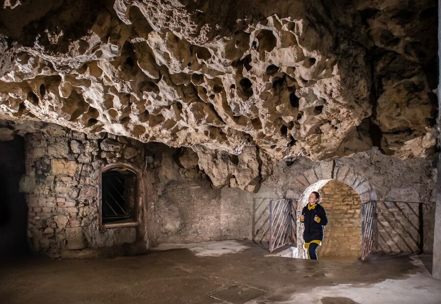Budapest: Buda Castle Cave Tour - A few tips that make the tour smoother