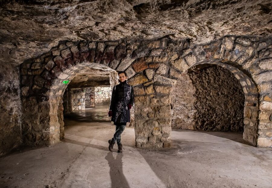 Budapest: Buda Castle Cave Tour - The history thread: wine cellars, bomb shelters, and a medieval prison