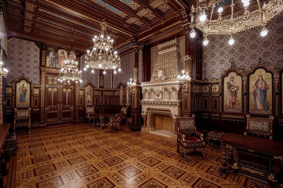 Budapest: Buda Castle Walk with Saint Stephen's Hall - From Golden Age to WWII to Communism: stories you can actually place