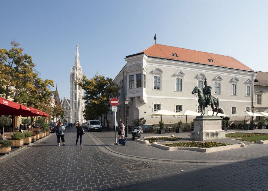 Budapest: Buda Walking Tour - Hidden Alleyways and Hungarian Architectural Details