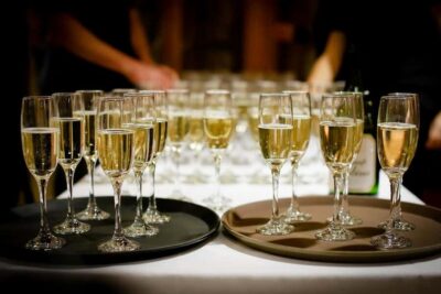 Budapest: By Night Sightseeing Cruise with Welcome Drink