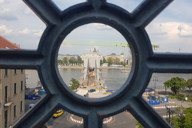 Budapest Castle District Walking Tour - Where you start at Batthyány Square (and how not to miss it)