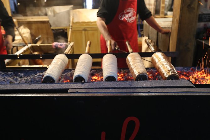 Budapest Christmas Market Tour with Basilica visit & Chimney cake - Vorosmarty Square: the biggest Christmas market stop