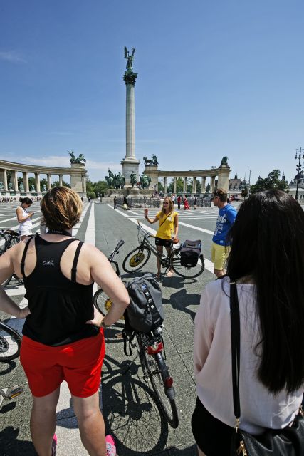 Budapest: City Bike Tour with Coffee Stop - Vajdahunyad Castle Complex, Szechenyi Bathhouse Views, and Why This Place Looks Like a Showcase