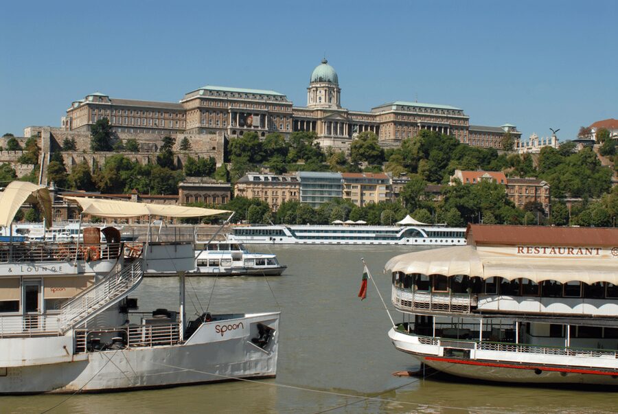 Budapest: City Discovery Tour - Quick Orientation: How This 3-Hour Budapest Bus Loop Works