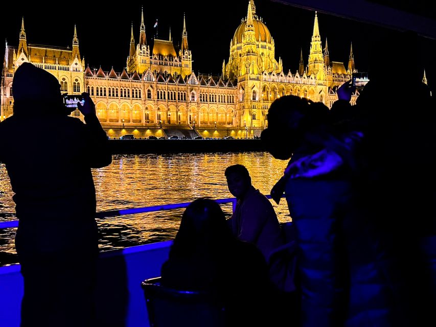 Budapest: City Highlights Sightseeing Cruise - Budapest from the Danube, lit up and ready for photos