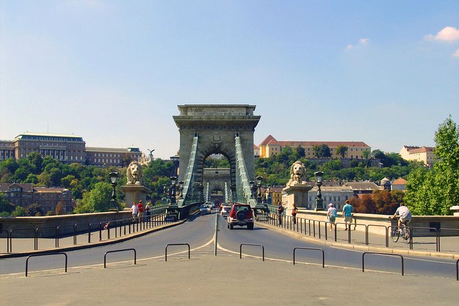 Budapest City Sightseeing Half-Day Tour - Heroes’ Square photo stop and the City Park pass-by moment