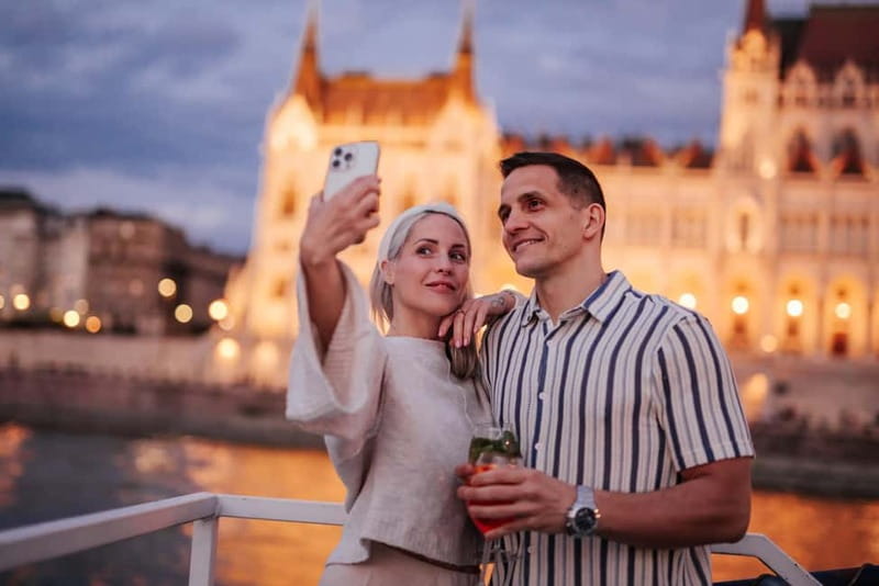 Budapest: Cruise Unlimited Aperol and Prosecco - Unlimited Aperol, Prosecco, and the Bar Reality Check