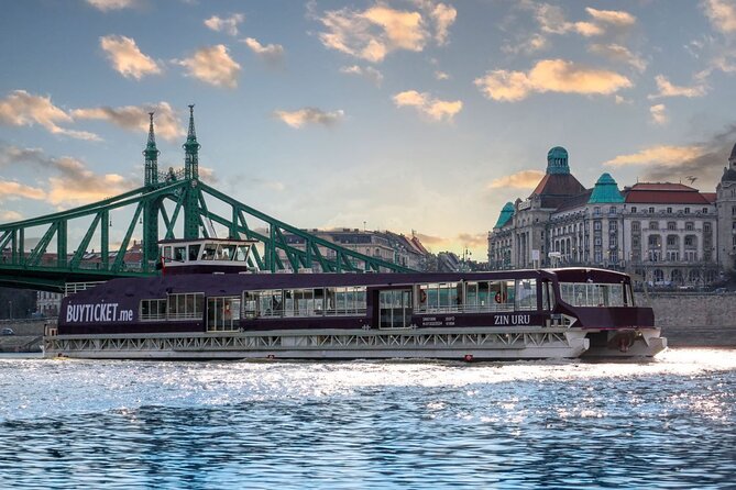 Budapest Danube 1 Hour Sunset or Night Cruise with Audio Guide - Photo tips that actually help on this one-hour boat