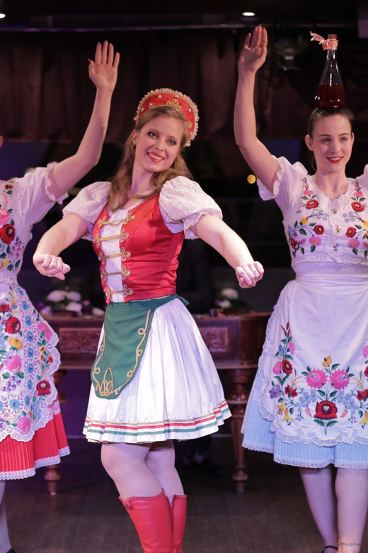 Budapest: Danube Cruise with Folk Dancing and Drinks - Key reasons this Danube cruise hits the right notes