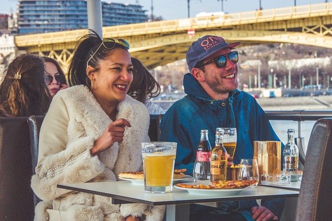 Budapest Danube Pizza Cruise with Welcome Drink - Drinks and Service: What You Should Expect With One Included Drink