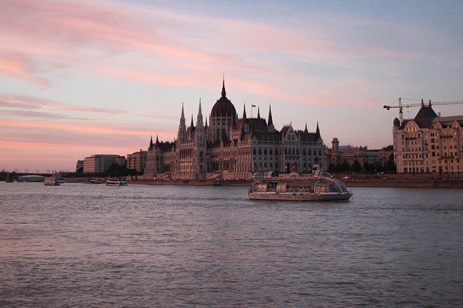 Budapest Danube River Candlelit Dinner Cruise with Live Music - Seats, Comfort, and Winter Reality on a River Boat