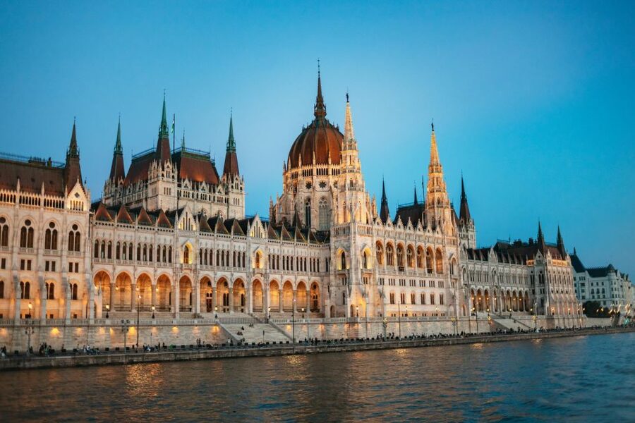 Budapest: Danube River Cruise with Dinner and Prosecco - Parliament to National Theater, plus the bridges and churches you pass