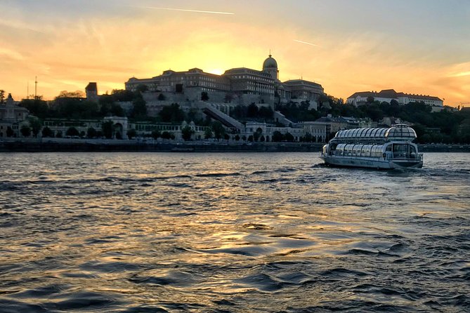 Budapest Danube River Sightseeing Night Cruise with Drink - The Cruise Route: From Buda Castle Views to Elizabeth Bridge Lights