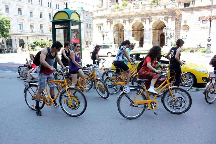 Budapest: Danube River Views Bike Ride - Key highlights to expect