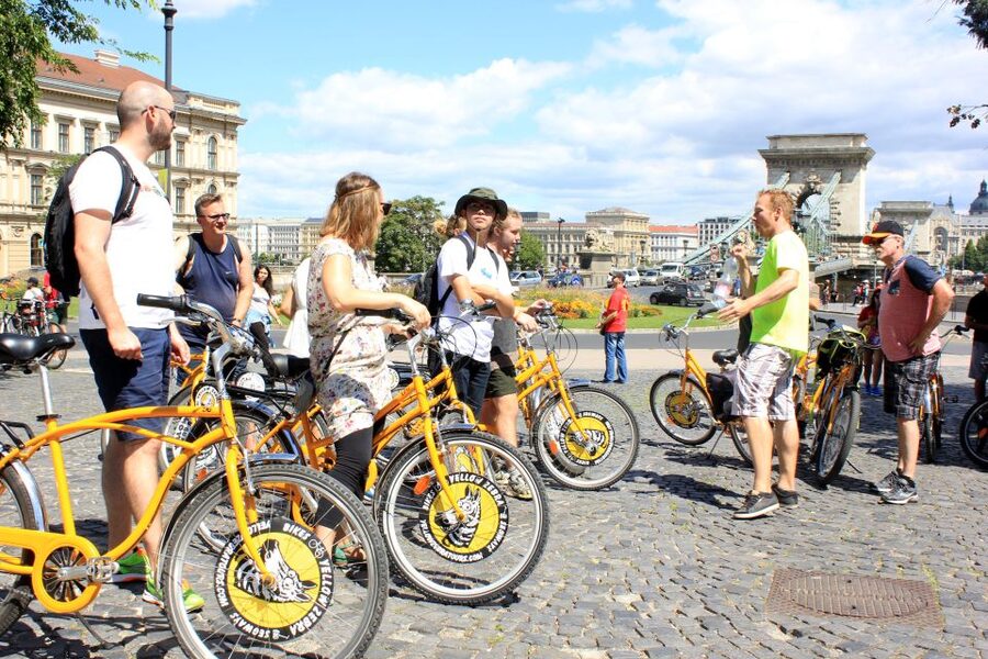 Budapest: Danube River Views Bike Ride - Starting at Yellow Zebra Bikes, then rolling straight into the icons