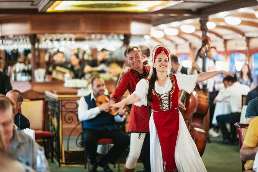 Budapest: Dinner Cruise with Live Music and Folk Dance Show - Who Should Book This Cruise (and Who Might Want a Different Plan)