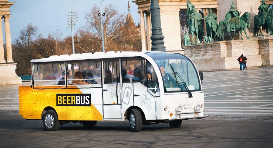 Budapest: eBeerBus Sightseeing Tour - Astoria to the Dohány Street Synagogue: city-center flavor without the long walk