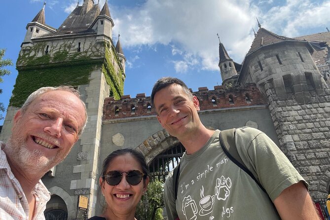 Budapest Essential Walk&Food tasting - Heroes’ Square, City Park, and Vajdahunyad Castle via the Millennium Underground
