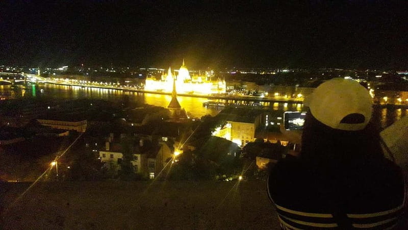 Budapest: Evening Castle Hill Tour with Fishermen's Bastion - Royal Palace lighting: architecture that looks best when it’s quiet