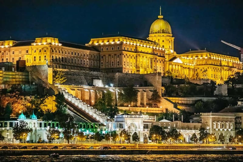 Budapest: Evening Cruise with 4-Course Dinner - Where the Cruise Takes You: From Gellert Hill to Parliament Lights