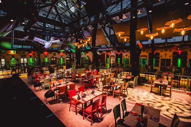 Budapest: Folklore Revue Show with Unlimited Dinner & Drinks - Buffet-style Hungarian dinner: why it is built into the show