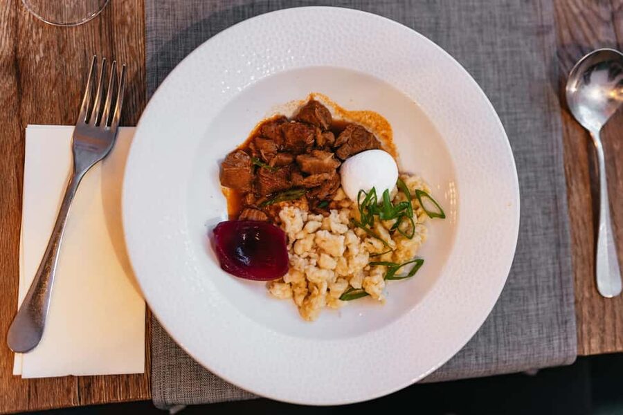 Budapest Food Walking Tour: Eat, Sip & Explore Like a Local - Key highlights worth planning around