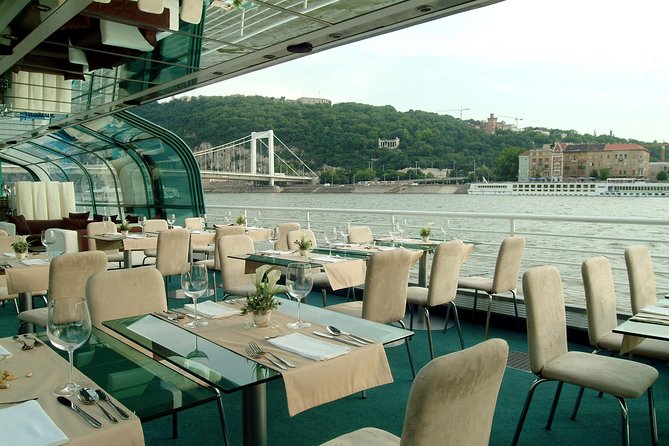 Budapest Guided City Tour and Danube Cruise Audio Guide - The Danube cruise: the real payoff with WiFi and 30-language audio
