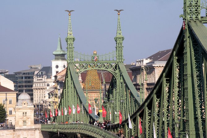Budapest Guided City Tour and Danube Cruise Audio Guide - Who this Budapest tour is best for