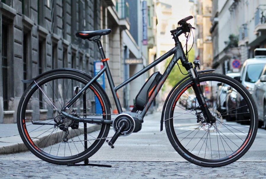 Budapest: Guided City Tour by E-Bike - Andrassy Avenue, Heroes Square, and City Park on the Longer Option