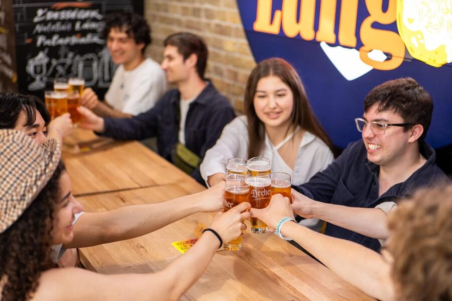 Budapest: Guided Food Tour with Wine, Beer, and Shots - Sit-down Hungarian classics: nokedli and flódni in real comfort-food form