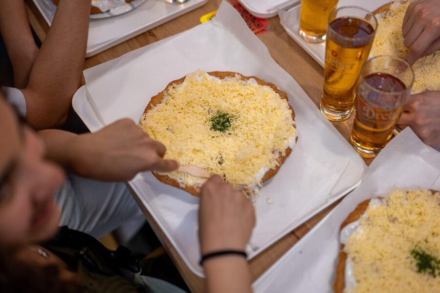 Budapest: Guided Food Tour with Wine, Beer, and Shots - Why priority service and a local guide make this tour worth the money