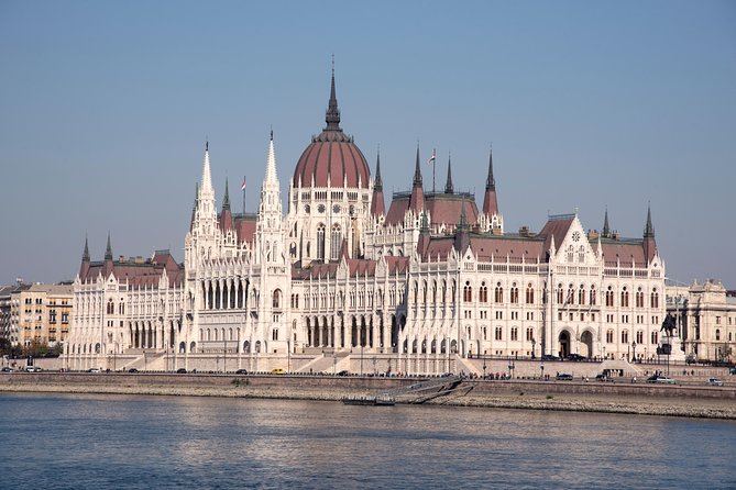 Budapest Guided Half-Day Grand City Tour with Parliament Visit - A Fast Orientation to Buda and Pest in One Half Day